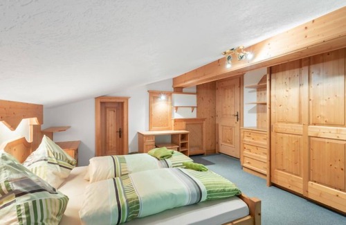 Bramberg am Wildkogel Apartment | Prieslern by Interhome