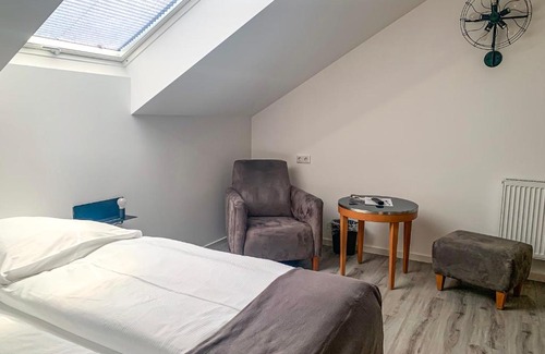 Neuruppin House | PRIMA Inn Unterkunft direkt über der "Bar am Minimax"