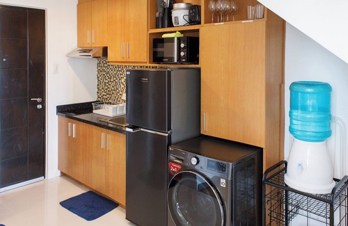 Bonifacio Global City Apartment | Prime Avant