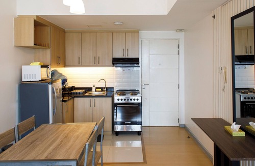 Bonifacio Global City Apartment | Prime Avant