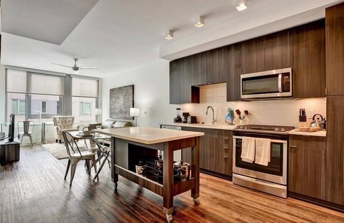 Garden Hills Apartment | Prime Buckhead 1BR w/fast Wifi | Ideal for Business Travellers