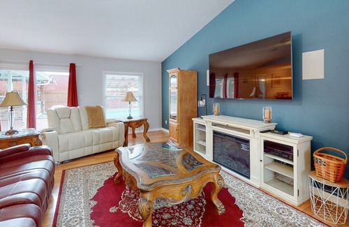 Callaway House | Prime home with private pool, firepit, & home office - dog-friendly