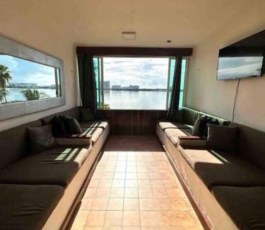 Zona Hotelera Apartment | Prime Lagoonfront Apt in Hotel Zone - Walk to Beaches & Nightlife