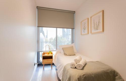 Apoquindo Apartment | Prime Las Condes Escape Modern 2BR for 4