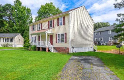 North Chesterfield Apartment | Prime Location 2 BR Oasis with Washer and Dryer