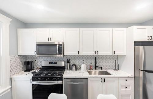 West New York Apartment | Prime Location Explore NYC