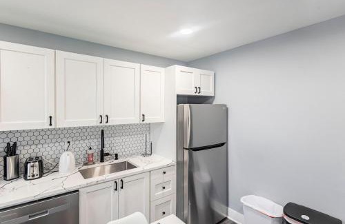 West New York Apartment | Prime Location Explore NYC