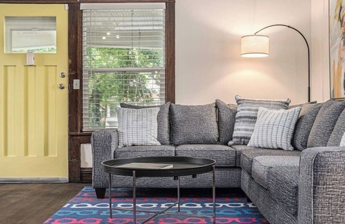 Benson House | Prime location, Fenced Yard, Mins to Downtown Zoo!