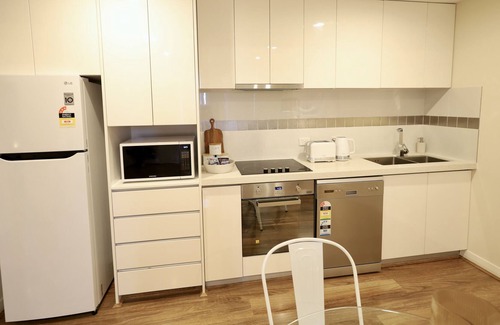 Midland Apartment | Prime Location Living Midland