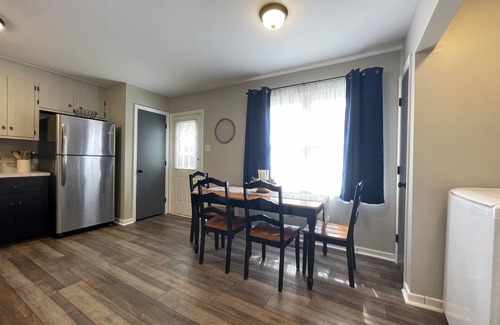 North Chesterfield House | Prime location! Minutes to RVA downtown, UVA, and top hospitals. Act now!