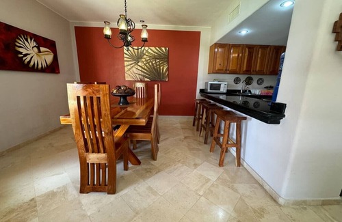 Puerto Aventuras Condo | PRIME LOCATION! Private Beach, Very Nice!