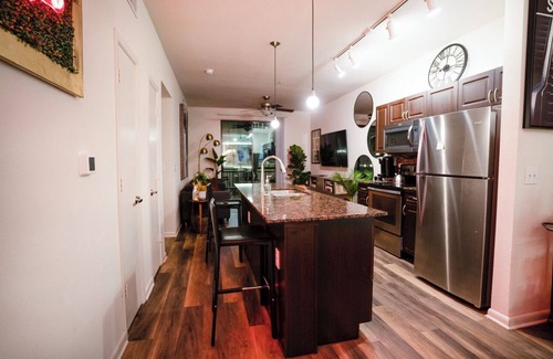 North Burnet Apartment | Prime Location: Stylish 1BR Apt in The Domain