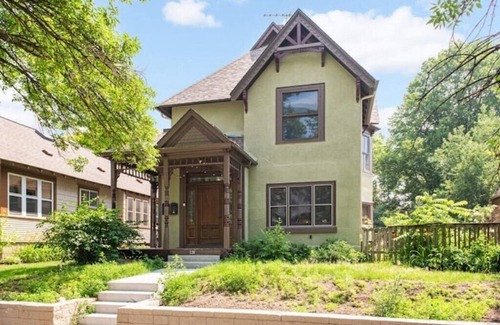 Summit - University House | PRIME Location! Sunny & Spacious - Private Oasisn