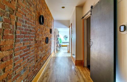 Italian Village Apartment | Prime Location Top Rated Clean Parking Free!