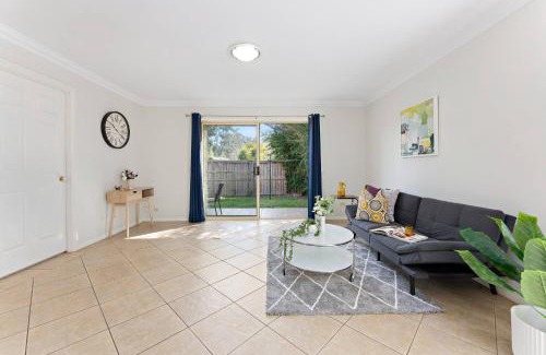 North Rocks House | Prime Location - Walk to Shops & Easy Transport