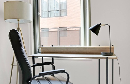 West End Apartment | Prime North Station 1BR w/Gym + Roofdeck, near TD Garden by Blueground