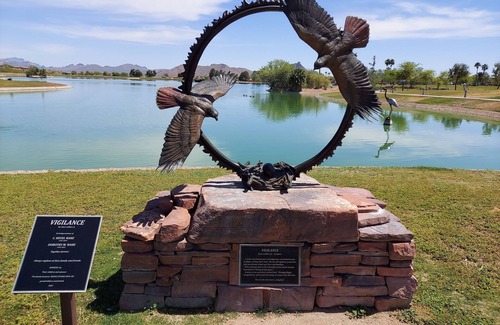 Fountain Hills Condo | Prime retreat location-1/2 mile to Fountain Park and restaurants.