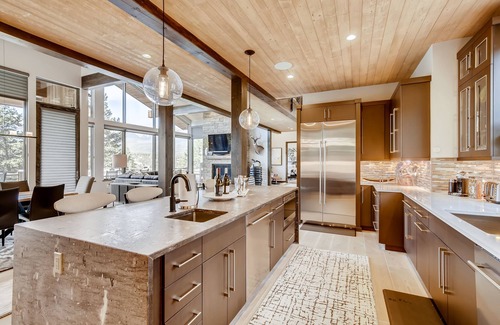 The Highlands House | Prime Summer Vacation Dates are still available Book your Vacation now!