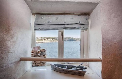 St. Mawes Cottage | Prime Waterfront St Mawes - sleeps 6