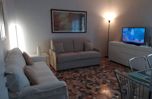 Crocifissa di Rosa Apartment | PRIMO PIANO - Bilocale Casa Vacanze Brescia