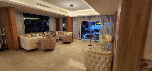As Salamah Hotel | PRIMOTEL Suites As Salamah
