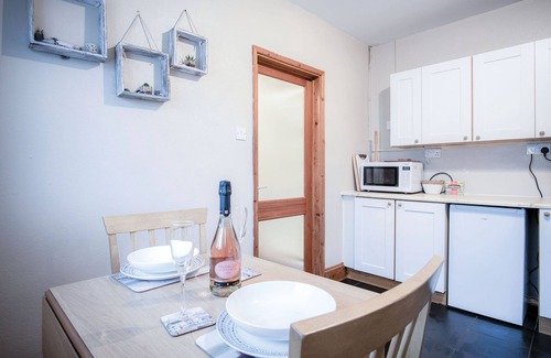 Tavernspite Cottage | Primrose - 1 Bedroom Cottage - Llanteg