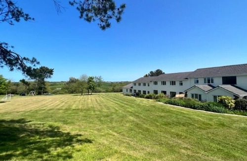 Woolfardisworthy Apartment | Primrose at Moorhead Country Holidays