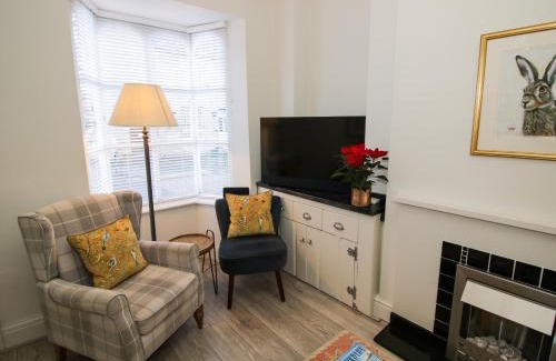 Winchcombe House | Primrose Cottage