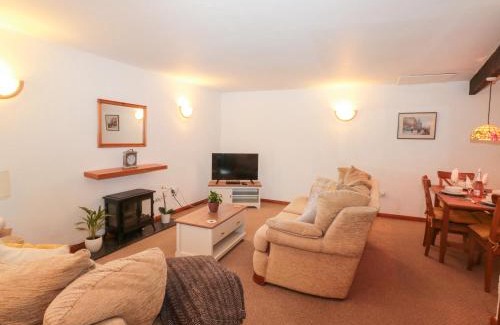 Paignton House | Primrose Cottage
