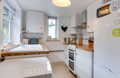 Wissett House | Primrose Cottage - Two Bedroom House, Sleeps 3