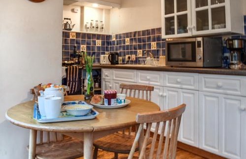 Sticklepath House | Primula House