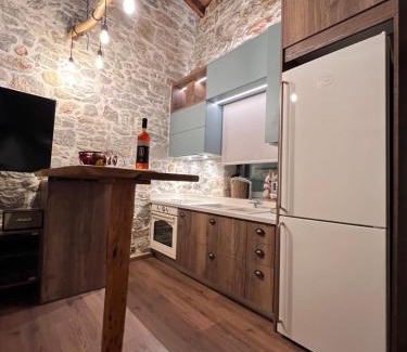Prina Ski Chalet | Prina Stone Retreat