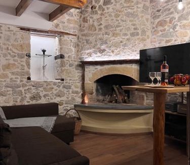Prina Ski Chalet | Prina Stone Retreat