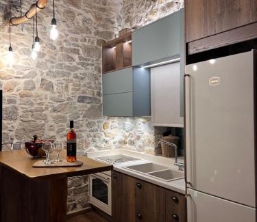 Prina Ski Chalet | Prina Stone Retreat