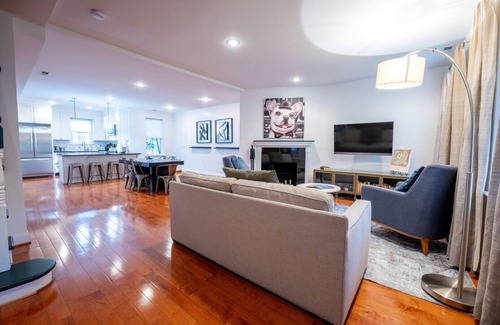 Columbia Heights House | Prince of Park View