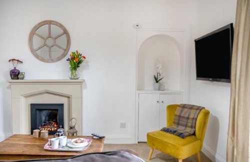 Hawick Apartment | Princes Street Apartment