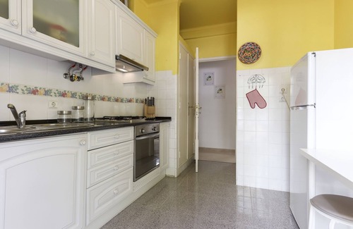 Merces Apartment | Principe Real Balcony by Homing