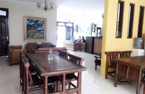 Surabaya House | Pring House Syariah