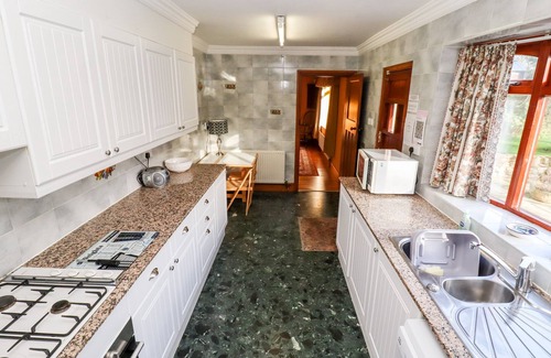 Carlton in Lindrick Cottage | Pringles Orchard