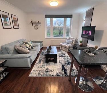 Southend-on-Sea Apartment | Priory park view