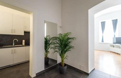 Weißgerber Apartment | Pristine 1BR Steps from City by HM