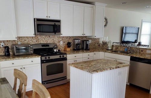 Beach Haven Terrace House | Pristine 5 Bedroom Ocean Block Home