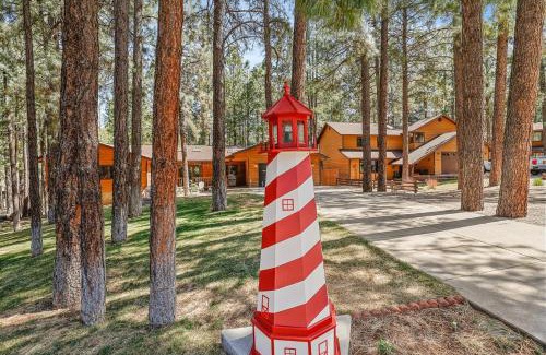 Flagstaff House | Pristine Cabin on Wooded Lot. Fantastic Location Pool Table