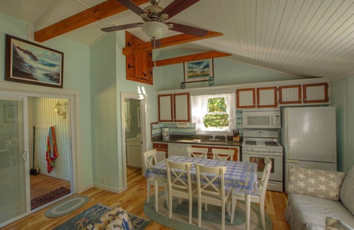 Edgartown House | Pristine Chappy! Prime August weeks 2026!