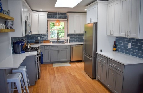 East Dennis House | Pristine condition! Three bedroom sleeping 8 with contemporary beach decor!