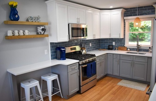 East Dennis House | Pristine condition! Three bedroom sleeping 8 with contemporary beach decor!