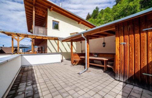 Planol Apartment | Pritscheshof Ferienwohnung Balkon