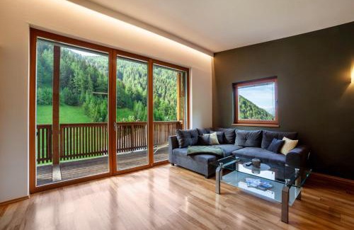 Planol Apartment | Pritscheshof Ferienwohnung Balkon