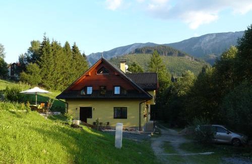 Zdiar House | Privát Za Lesíkom