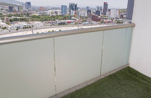 San Pedro Garza Garcia Apartment | Privacidad y comodidad en ubicación céntrica.